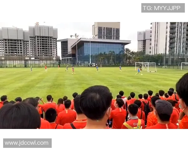 恒大与东方球迷激情对决粤语热情助阵赛场盛况回顾